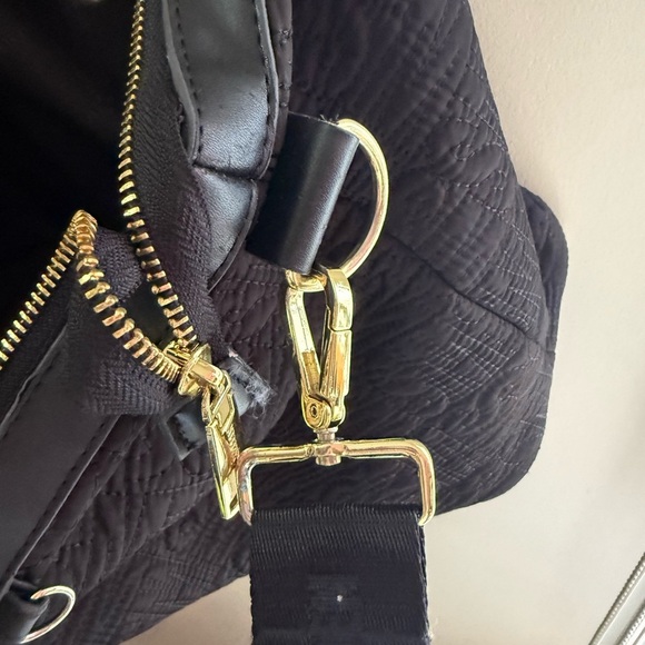 Steve Madden Textured Black Tote Bag - Picture 15 of 16